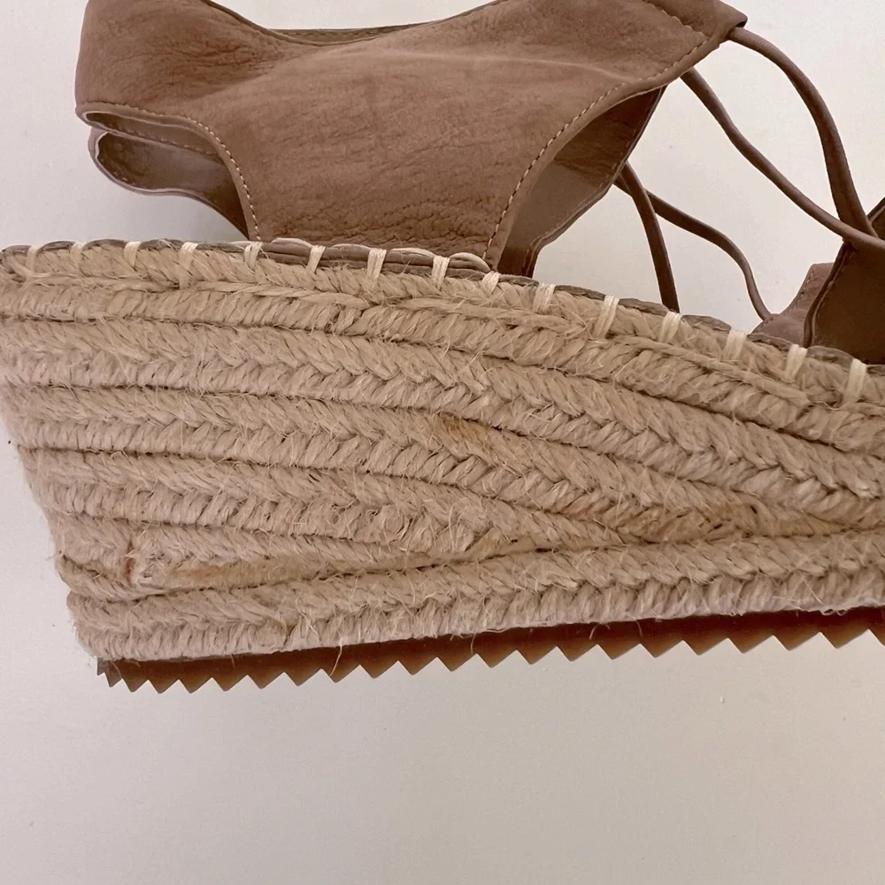 Eileen Fisher Women's Agnes Espadrille Wedge Sandals in Tan Leather, size 8.5